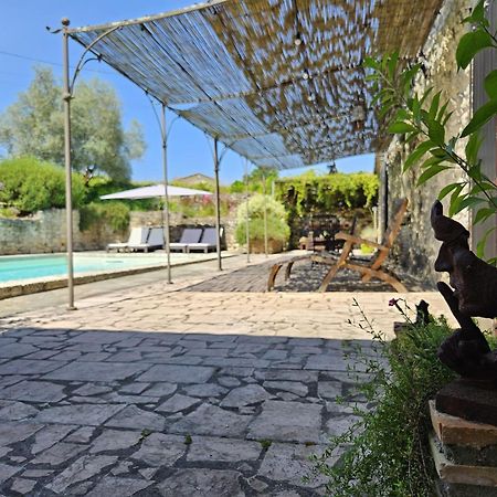 Villa Roulotte Fleur Des Champs Sigalens Exterior foto